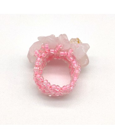 Anello artigianale elastico con chips quarzo rosa e perline4264